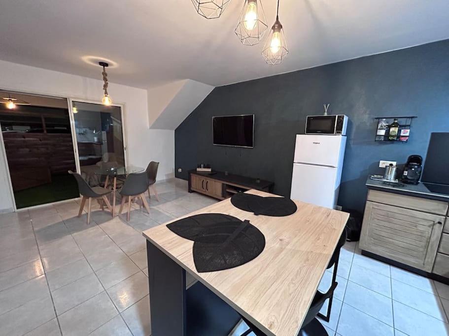 Apartamento L'Oasis Urbain Kourou Exterior foto